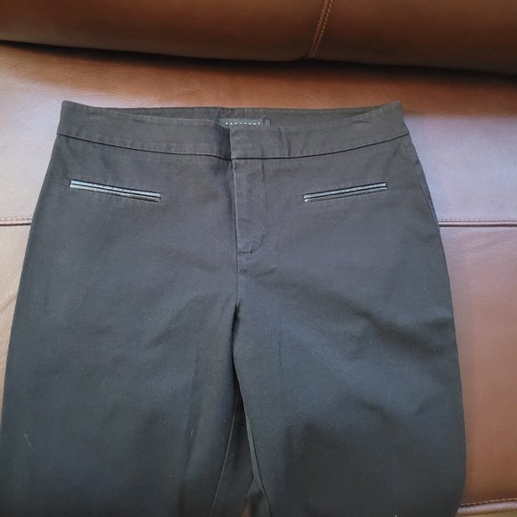 Sanctuary Flat Front Slim Leg Pants Size 6 EUC! - Picture 2 of 9